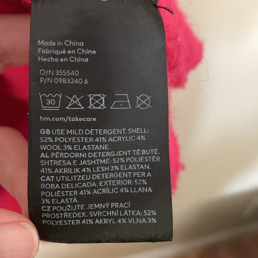 H&M Sweater - Picture 4 of 5